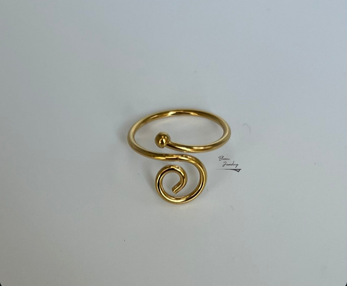 Oro en Espiral Ring