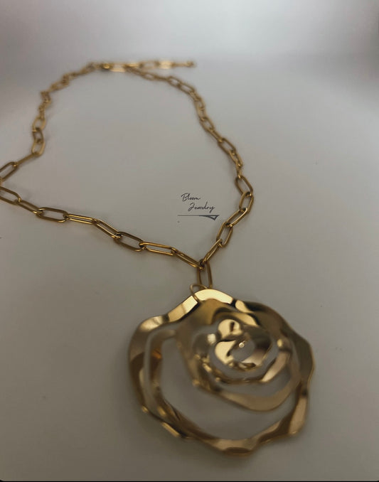 Ecos de Rosa Necklace-BLOOM HAND MADE COLLECTION