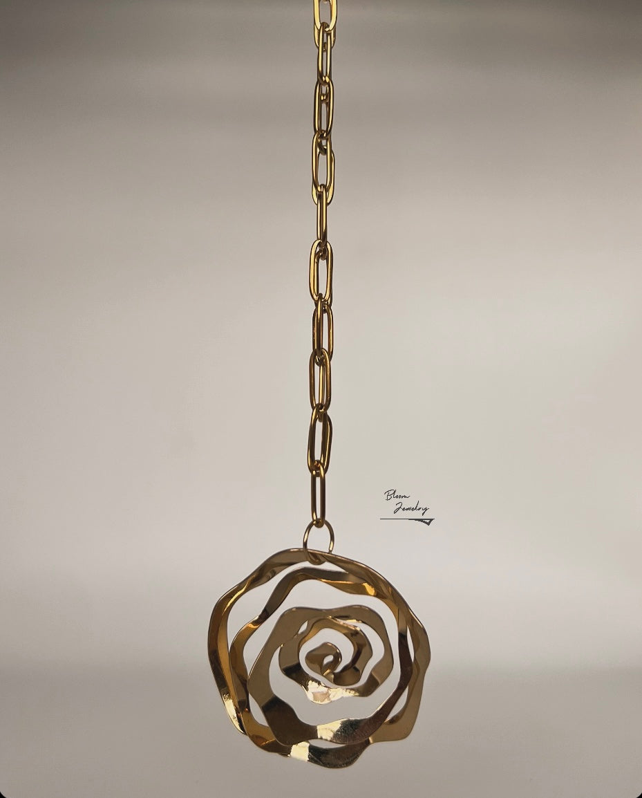 Ecos de Rosa Necklace-BLOOM HAND MADE COLLECTION